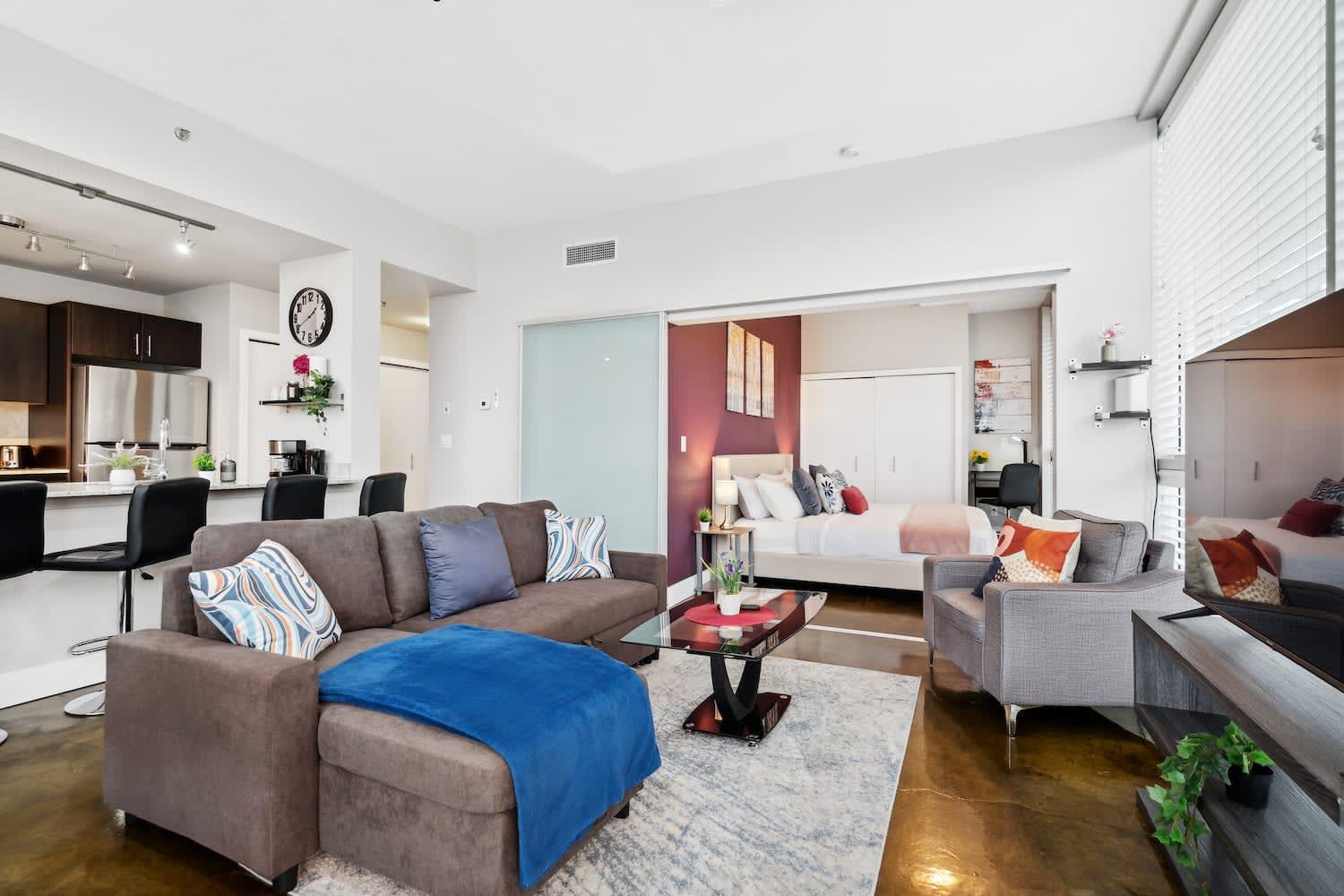 Upscale 2Br Condo - King Bed - Stunning Views YYC Eksteriør bilde