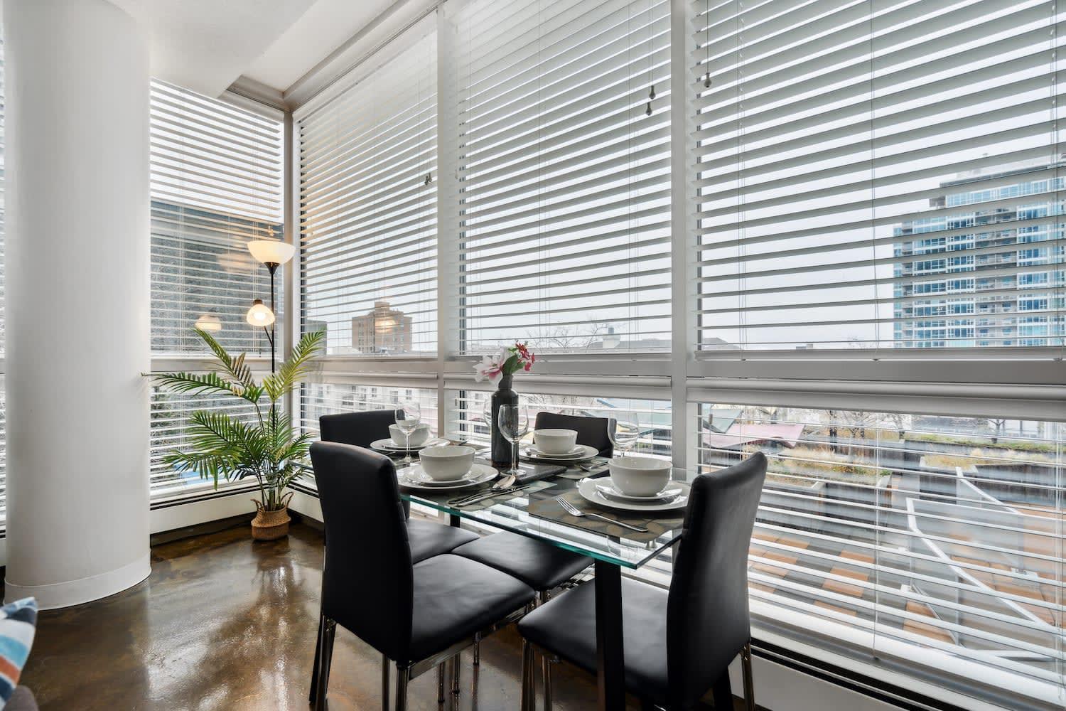 Upscale 2Br Condo - King Bed - Stunning Views YYC Eksteriør bilde